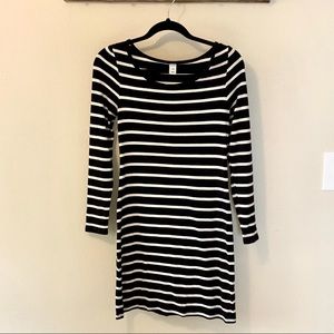 Long sleeve mini dress, size small